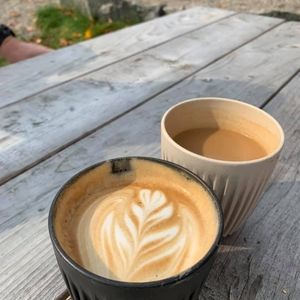 Meet your Posher, Lydie